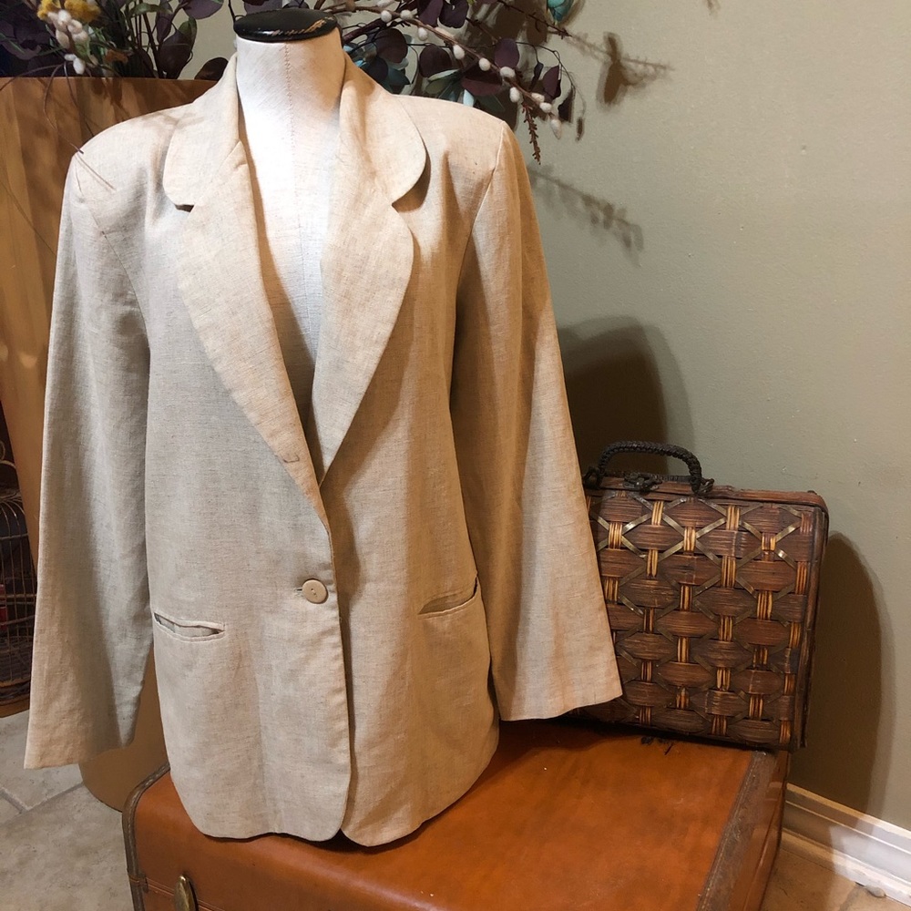 Willow Ridge | Cream One Button Blazer - Picture 2 of 5